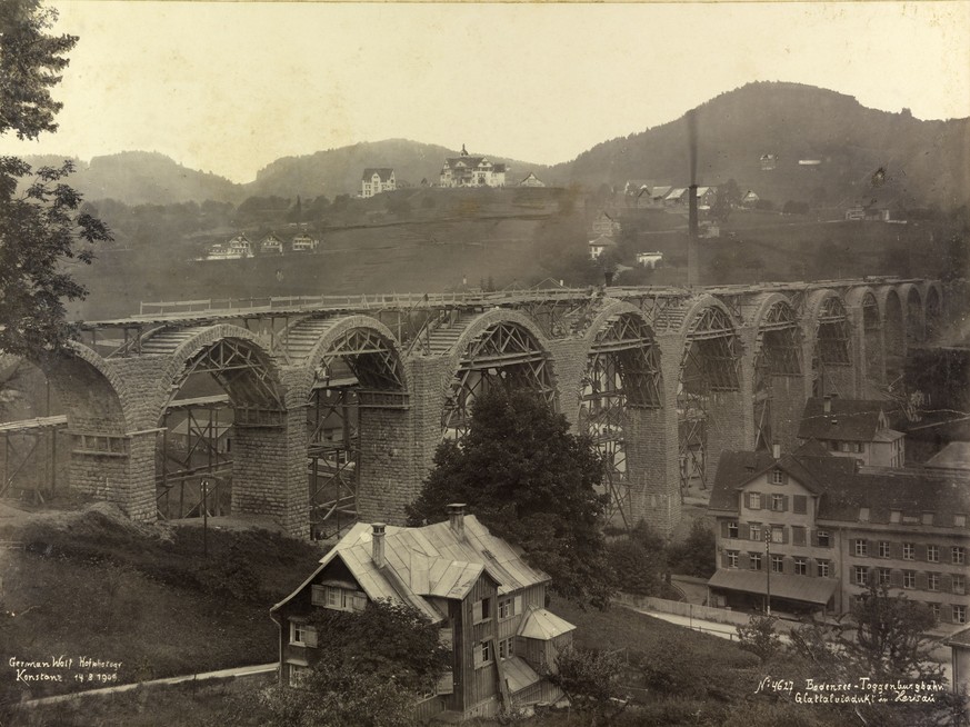 14. August 1909: Bodensee-Toggenburgbahn, Glattalviadukt in Herisau.