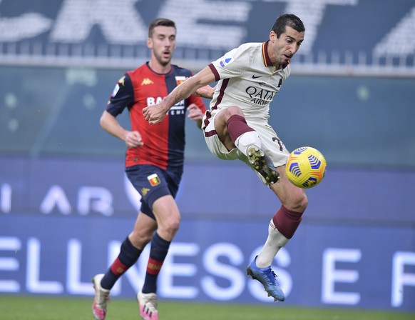 Roma&#039;s Henrikh Mkhitaryan scores his side&#039;s second goal during the Serie A soccer match between Genoa and Roma at the Luigi Ferraris stadium in Genoa, Italy, Sunday Nov. 8, 2020. (Fabio Ross ...