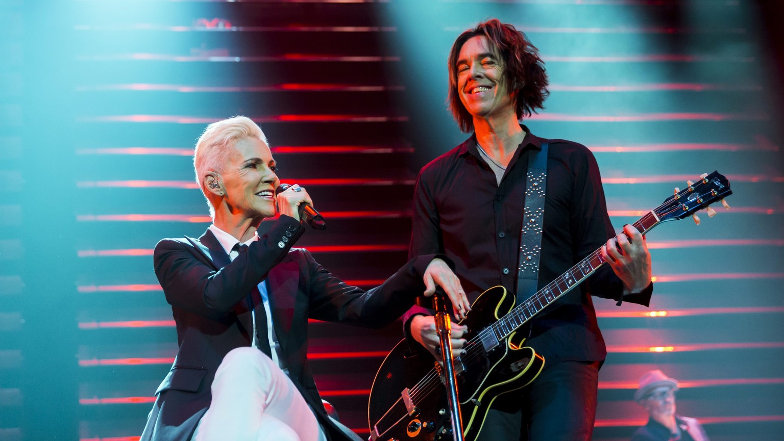 Marie Fredriksson, left, and Per Gessle, members of the Swedish pop-rock band Roxette perform live in Papp Laszlo Budapest Sports Arena in Budapest, Hungary, Tuesday, May 19, 2015. (Balazs Mohai/MTI,  ...