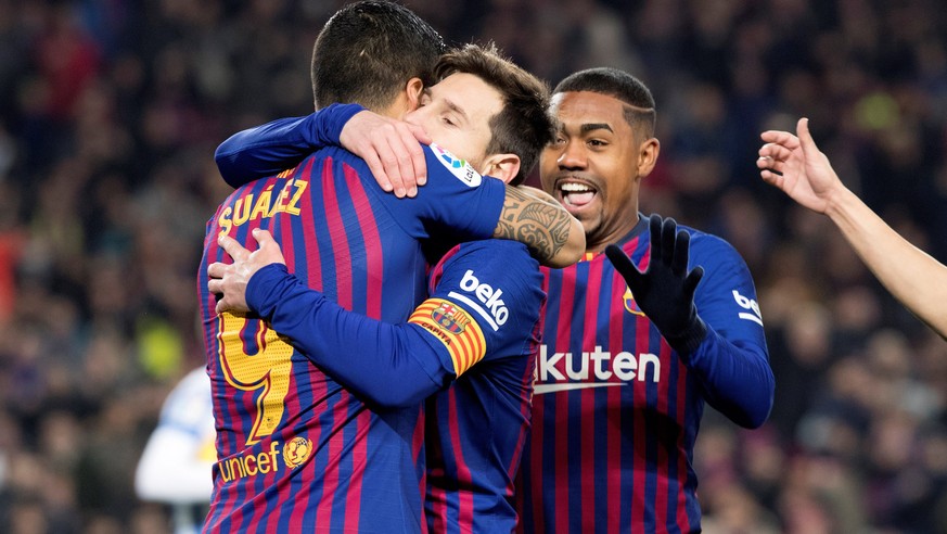 epa07304476 FC Barcelona&#039;s Luis Suarez (L) celebrates after scoring next to teammate Leo Messi (C) during a Spanish LaLiga soccer match between FC Barcelona and UD Leganes at Camp Nou stadium in  ...