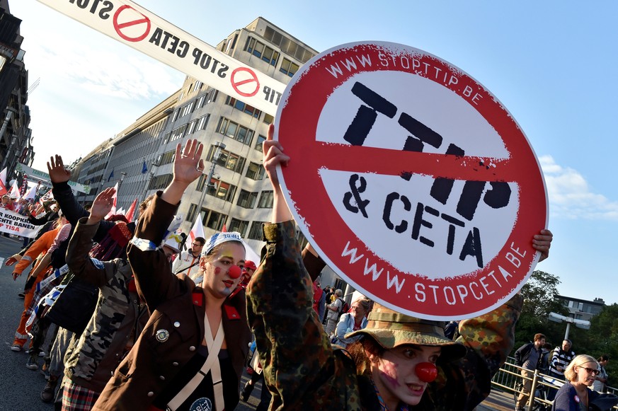 Thousands of people demonstrate against the Transatlantic Trade and Investment Partnership (TTIP) and the EU-Canada Comprehensive Economic and Trade Agreement (CETA) in the centre of Brussels, Belgium ...