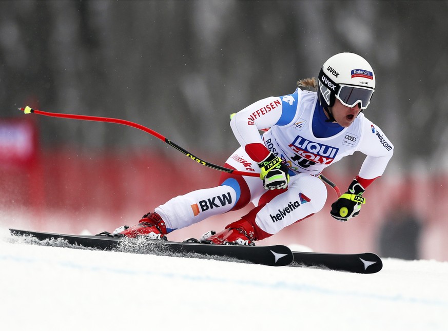 epa08186922 Joana Haehlen of Switzerland in action during the women&#039;s Super G race of the FIS Alpine Skiing World Cup at the Rosa Khutor ski resort in Krasnaya Polyana, near Sochi, Russia, 02 Feb ...