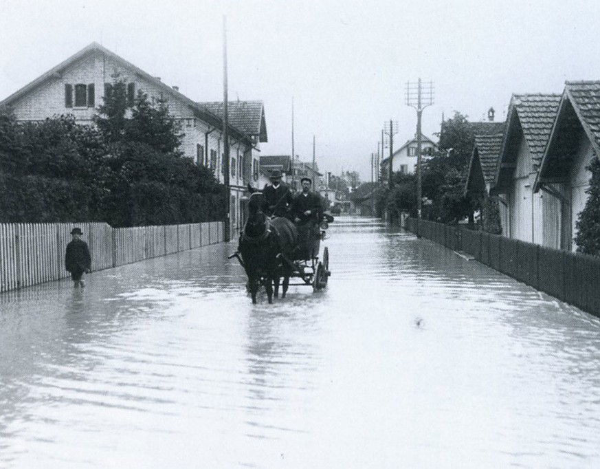 Die grosse Überschwemmung in Altstetten 1910.