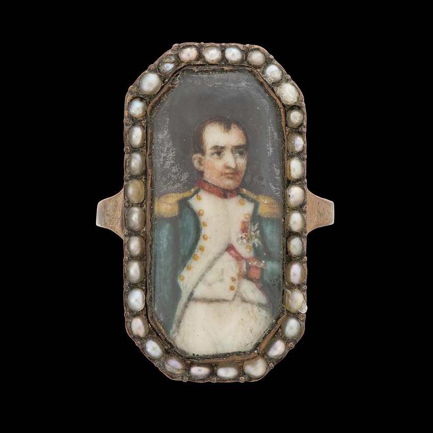 Fingerring mit dem Porträt von Napoléon Bonaparte, um 1800.