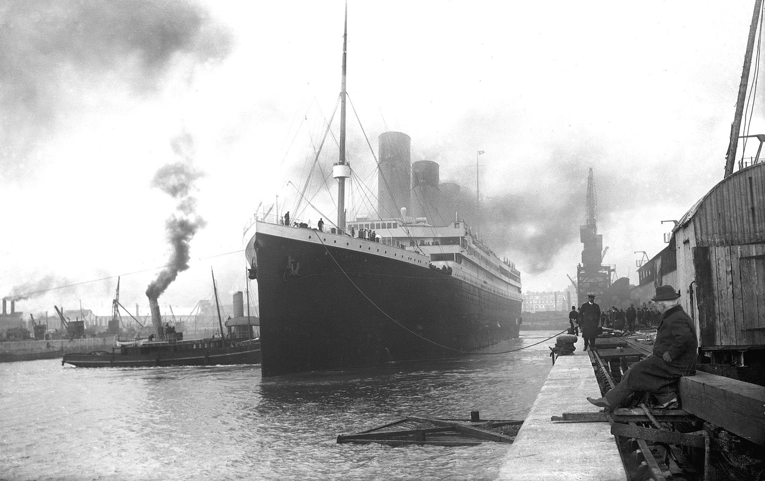Die Titanic im Hafen von Southampton am 10. April 1912. Hier bestieg Michel Navratil mit seinen Kindern das Schiff.