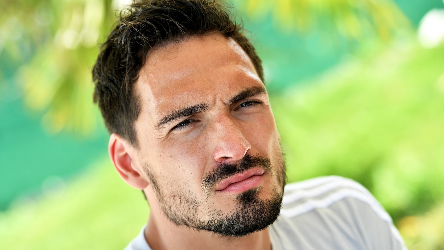 epa06786519 Germany&#039;s Mats Hummels speaks to journalists during a media day of the German national soccer team in Eppan, Italy, 05 June 2018. The German squad prepares for the upcoming FIFA World ...