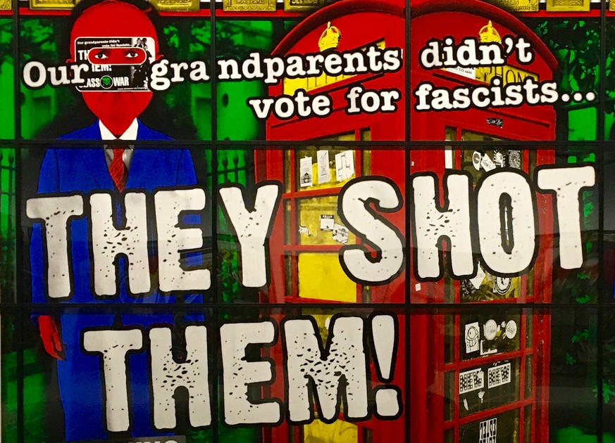 «Unsere Grosseltern stimmten nicht für Faschisten ... sie erschossen sie!». Ausschnitt aus «They Shot Them» (2014).