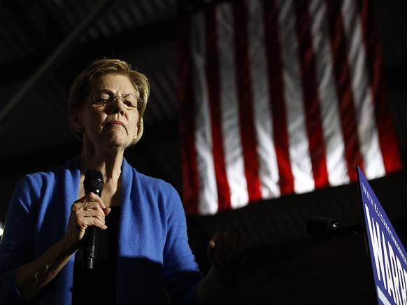 Die Senatorin Elizabeth Warren musste im Rennen um die demokratische Kandidatur für die US-Präsidentschaft eine herbe Niederlage einstecken: Sie kam in ihrem Heimat-Bundesstaat Massachusetts nach Prog ...