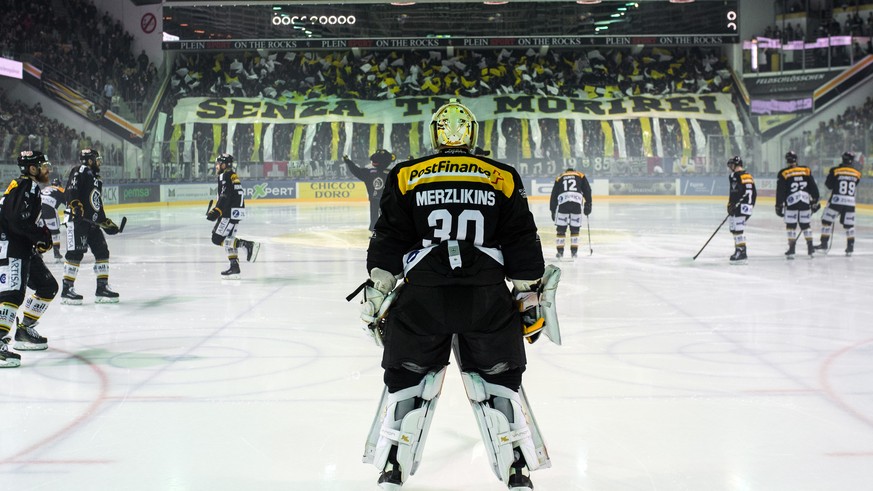 LuganoÕs goalkeeper Elvis Merzlikins before the sixth match of the semifinal of National League Swiss Championship 2017/18 between HC Lugano and EHC Bienne, at the ice stadium Resega in Lugano, Switze ...