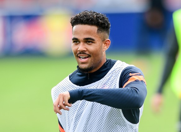 epa08726230 Dutch player Justin Kluivert during a training session at the RB Leipzig Soccer Academy, Leipzig, Germany, 07 October 2020. The 21-year-old Dutch player Justin Kluivert joined RB Leipzig f ...