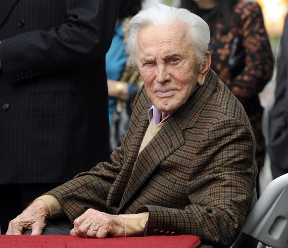 epa08196427 (FILE) - US actor Kirk Douglas attends the star ceremony for Indian conductor Zubin Mehta on the Hollywood Walk of Fame in Hollywood, California, USA, 01 March 2011 (reissued 05 February 2 ...