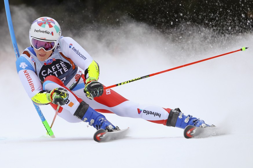 Sweden&#039;s Marco Odermatt speeds down the course during a men&#039;s World Cup Giant Slalom, in Alta Badia, Italy, Sunday, Dec. 16, 2018. (AP Photo/Marco Trovati)