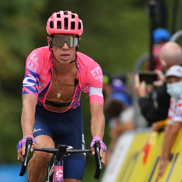epa08601414 Colombian rider Rigoberto Uran of EF Pro Cycling crosses the finish line during the 2nd stage of the Criterium du Dauphine cycling race over 135km between Vienne and Col de Porte, France,  ...