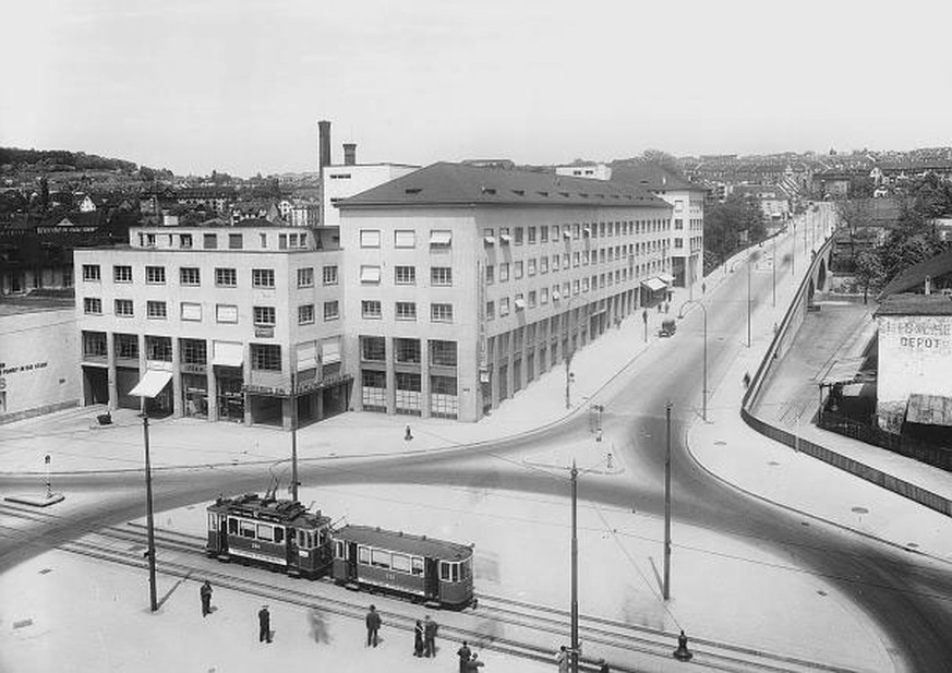 Brandneuer Verkehrsknotenpunkt: der Limmatplatz 1934.