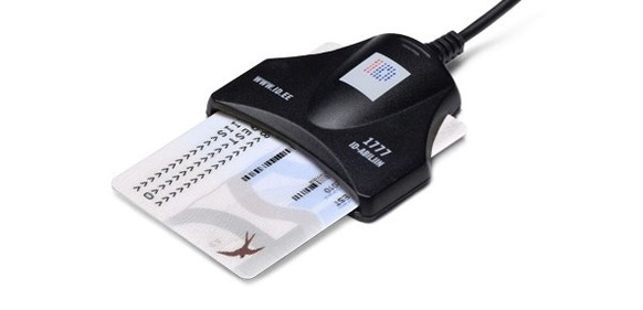 Der USB-Kartenleser für die estnische ID.