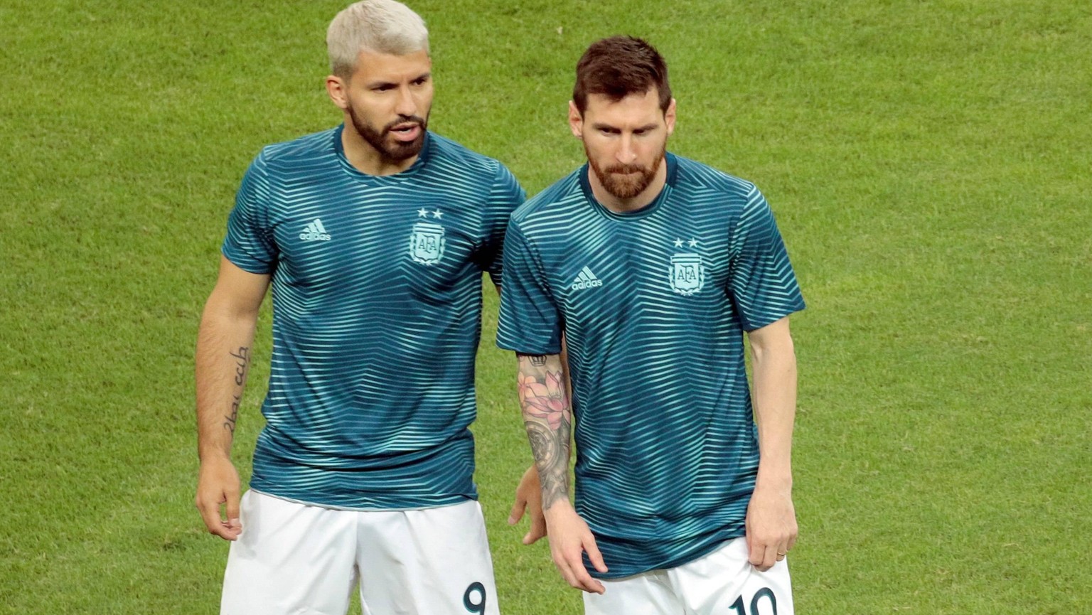 Argentinian Lionel Messi (R) and Sergio Aguero (L) warm up before the Copa America 2019 Group B soccer match between Argentina and Colombia, at Arena Fonte Nova Stadium in Salvador, Brazil, 15 June 20 ...