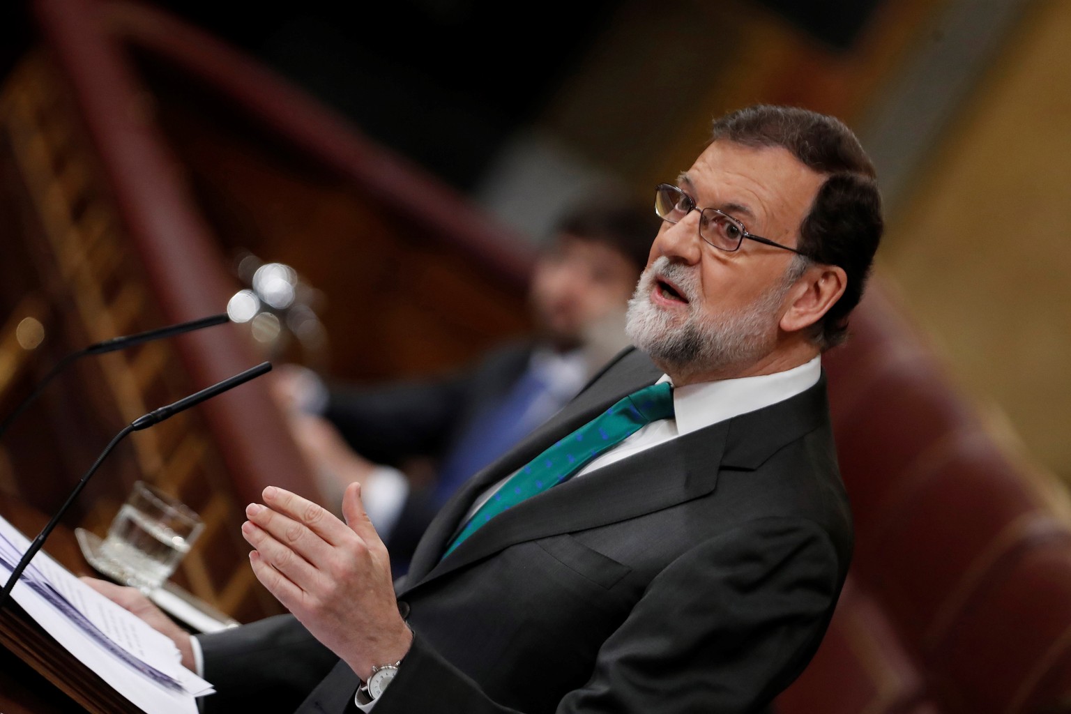 epa06774765 Spanish Prime Minister, Mariano Rajoy, delivers his speech during the no-confidence motion vote against him at the Parliament, in Madrid, Spain, 31 May 2018. Leader of Spanish Socialist Pa ...