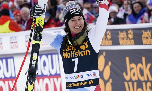 Switzerland&#039;s Wendy Holdener celebrates at the finish area of an alpine ski, women&#039;s World Cup giant slalom, in Kranjska Gora, Slovenia, Saturday, Feb. 15, 2020. (AP Photo/Giovanni Auletta)
