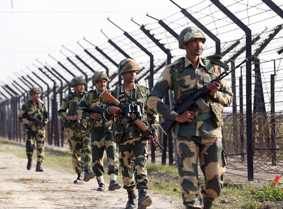 Indische Sicherheitskräfte an der Grenze zu Pakistan. (Archivbild)