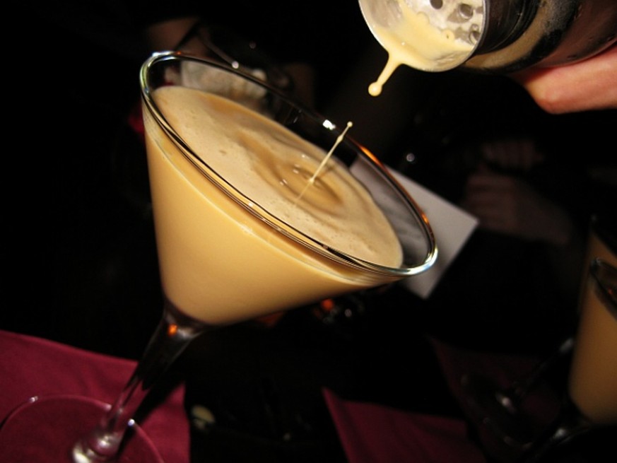 brandy alexander drinks trinken cocktail alkohol https://en.wikipedia.org/wiki/Brandy_Alexander