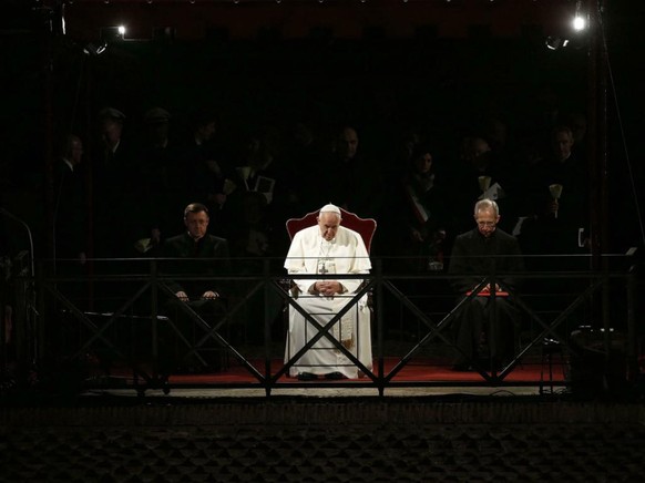 Papst Franziskus sprach in diesem Jahr an den Osterfeierlichkeiten des Vatikans den Menschen in der Welt viel Mut zu.