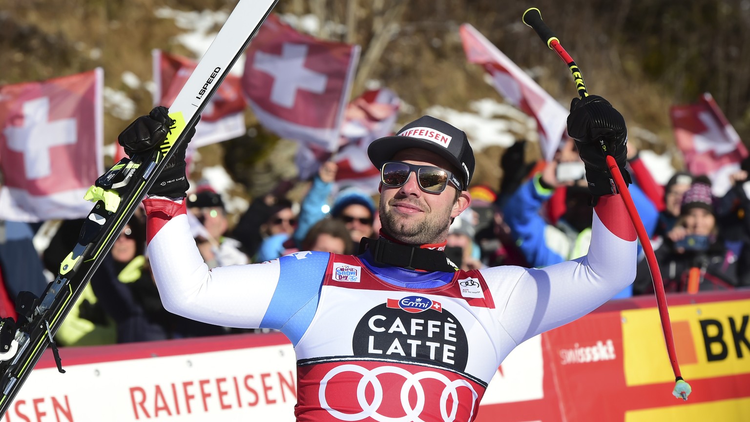 First placed Switzerland&#039;s Beat Feuz celebrates at the end of an alpine ski, World Cup men&#039;s downhill in Wengen, Switzerland, Saturday, Jan. 18, 2020. (AP Photo/Marco Tacca)