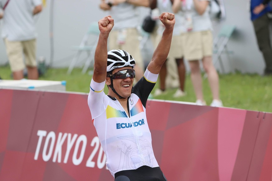 TOKYO, 24-07-2021, Fuji Speedway, Olympic Games, Olympische Spiele, Olympia, OS Road Race Men, Olympic champion is Richard Carapaz from Ecuador Tokyo Olympics: Road Race Men PUBLICATIONxNOTxINxNED x12 ...