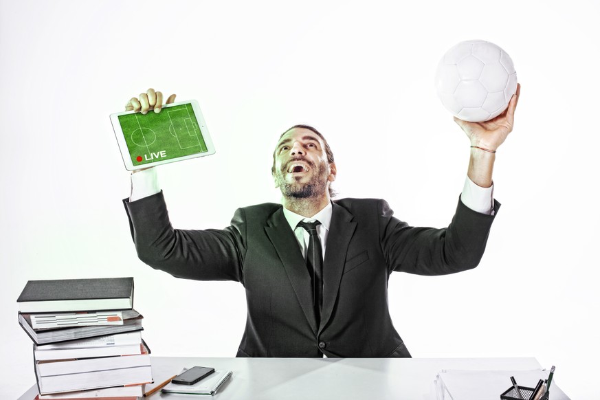 Der Temporär-Fan, heimlich fotografiert nach seinem fünfminütigen Büro-Monolog über Fussball.