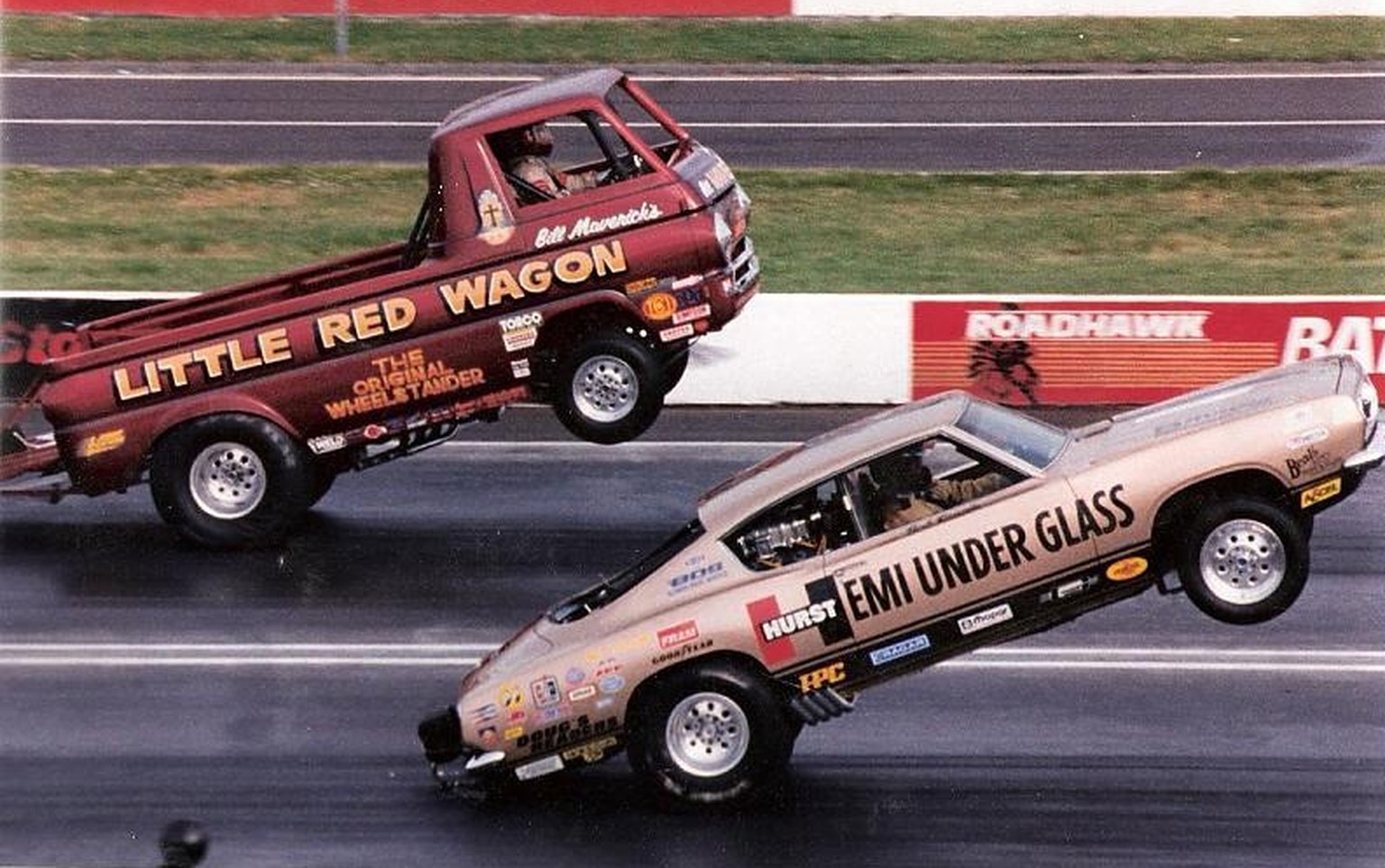 little red wagon hemi under glass drag racing auto motor usa 1970er plymouth barracuda history retro https://www.good-guys.com/hotnews/exhibition-wheelstanding-icons-hemi-glass-little-red-wagon/