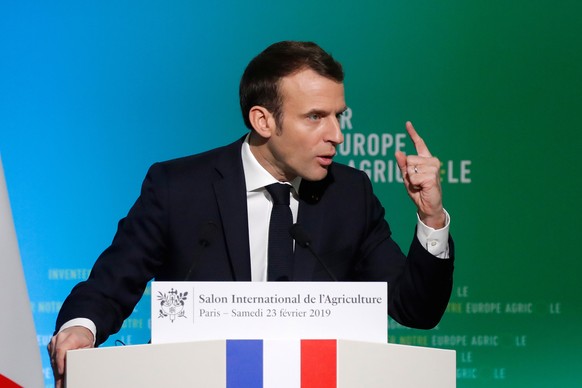 epa07389536 French President Emmanuel Macron delivers a speech at the opening of the International Agriculture Fair (Salon de l&#039;Agriculture) in Paris, France, 23 February 2019. EPA/CHARLES PLATIA ...