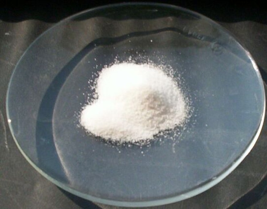Arsenikpuder, Arsentrioxid
https://de.wikipedia.org/wiki/Arsen(III)-oxid#/media/Datei:Arsenic_trioxide.jpg