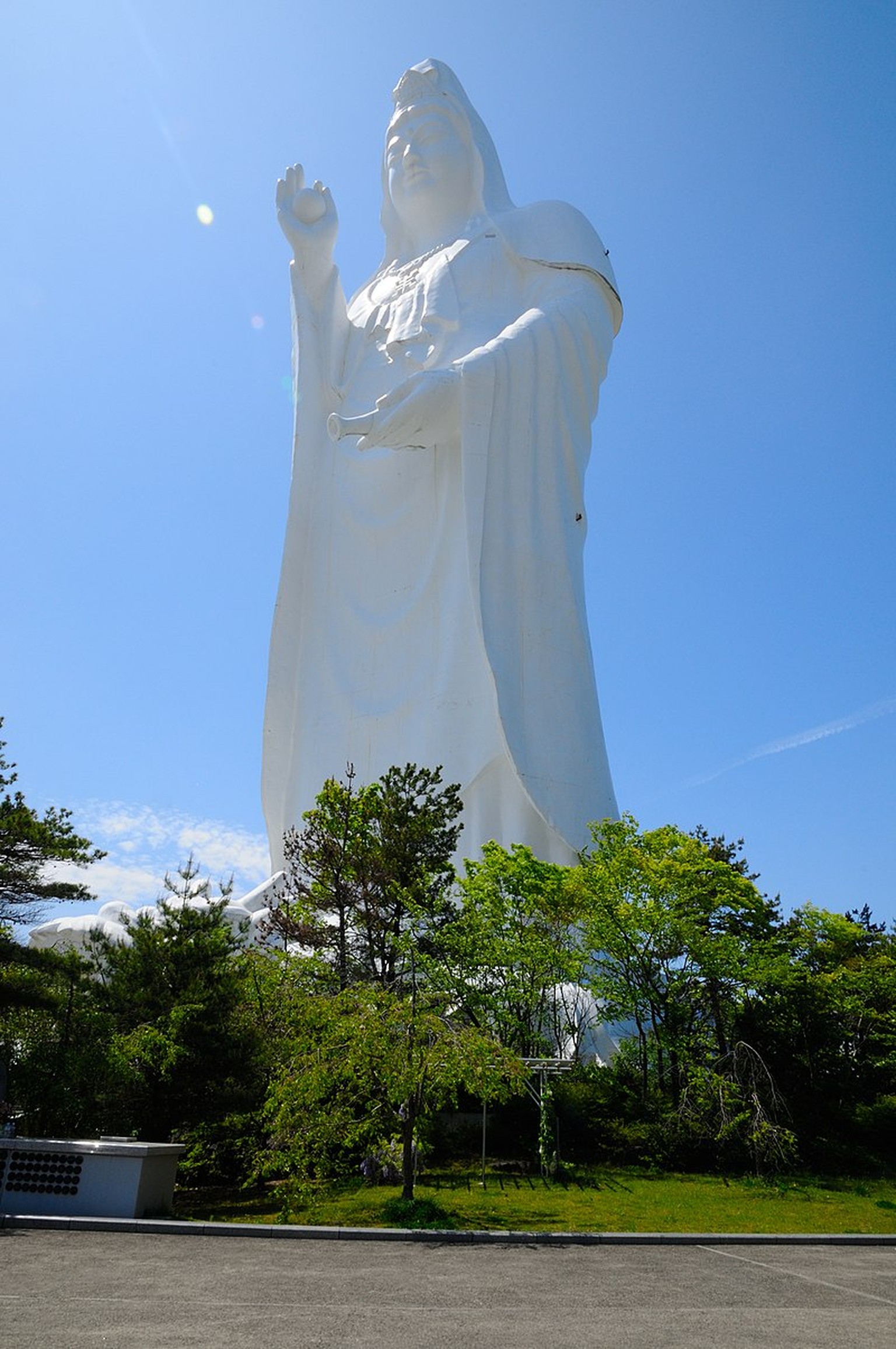 Sendai Daikannon (仙台 大観音) is a large statue of the gem-bearing Nyoirin Kannon (如意輪 観音) form of Kannon (観音), located in Sendai, Japan.

It is the tallest statue of Nyoirin Kannon in the world, and the  ...