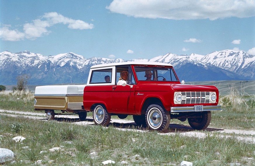 http://www.w12.fr/ford-bronco-1966.html ford bronco 4x4 offroader 1966
