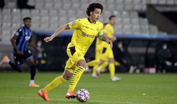 epa08799021 Dortmund&#039;s Axel Witsel in action during the UEFA Champions League group F soccer match between Club Brugge and Borussia Dortmund in Bruges, Belgium, 04 November 2020. EPA/Stephanie Le ...
