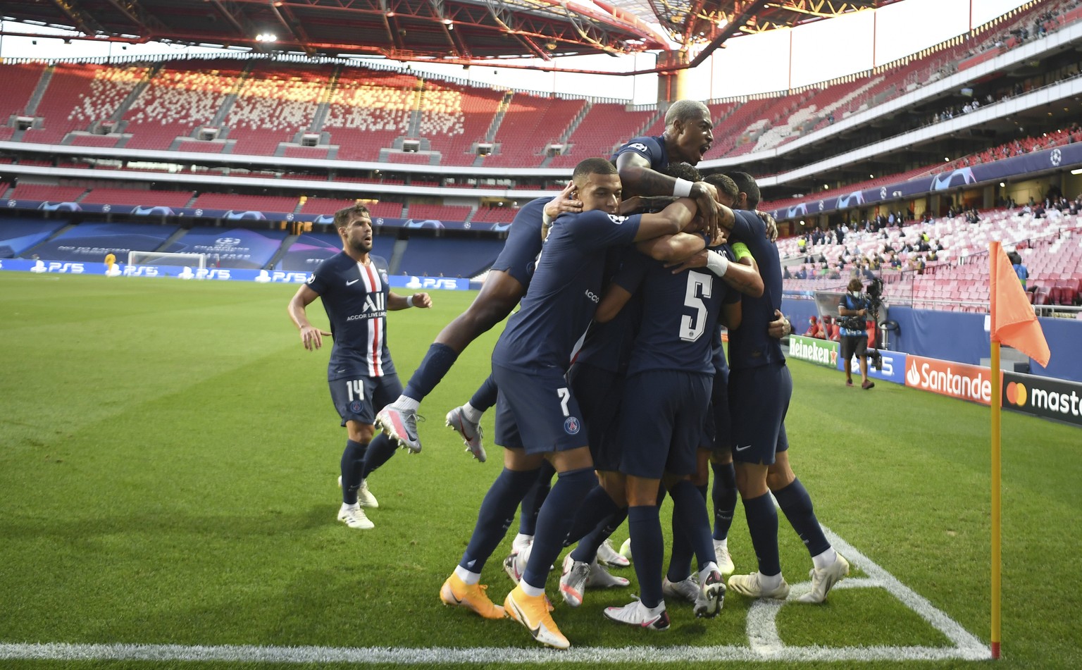 PSG&#039;s players celebrate after Marquinhos scored his side&#039;s first goal during the Champions League semifinal soccer match between RB Leipzig and Paris Saint-Germain at the Luz stadium in Lisb ...