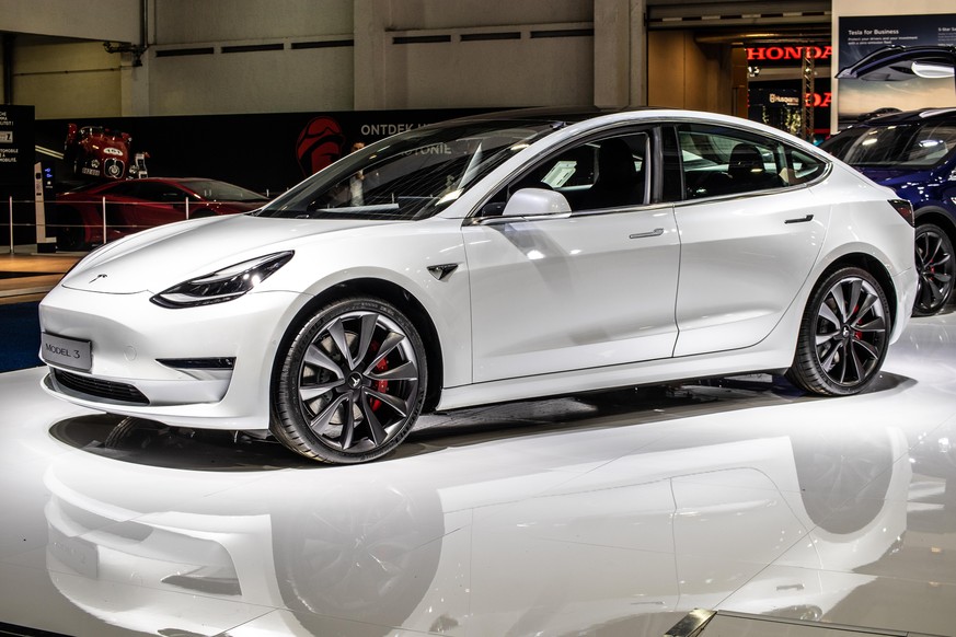 Tesla dominiert die E-Auto-Verkäufe, die weltweit aber erst 2,8 Prozent aller Verkäufe ausmachen.