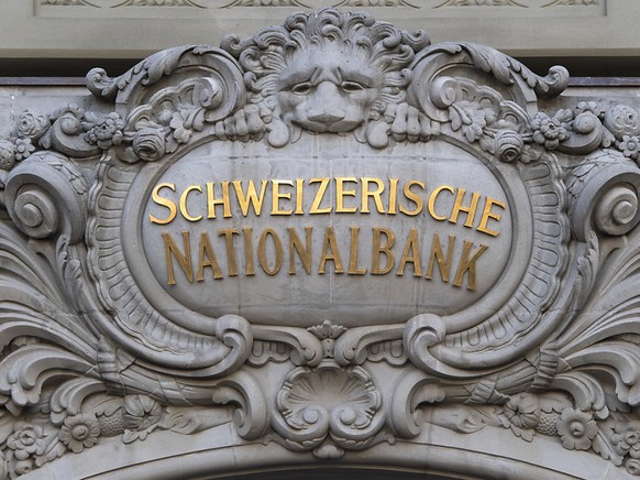 Die SNB belässt den Leitzins und interveniert am Devisenmarkt. (Archiv)