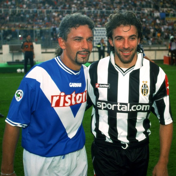 Bildnummer: 02939824 Datum: 16.09.2000 Copyright: imago/AFLOSPORT
Roberto Baggio (Brescia, li.) und Alessandro del Piero (Juventus Turin) - PUBLICATIONxINxGERxSUIxAUTxHUNxONLY (2006121214214121); Seri ...