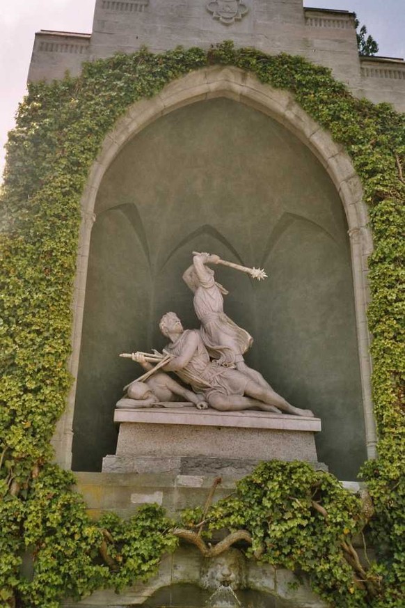 Winkelried-Denkmal
Von Der ursprünglich hochladende Benutzer war Markus Schweiß in der Wikipedia auf Deutsch - eigenes Bild,, CC BY-SA 3.0, https://commons.wikimedia.org/w/index.php?curid=4350254