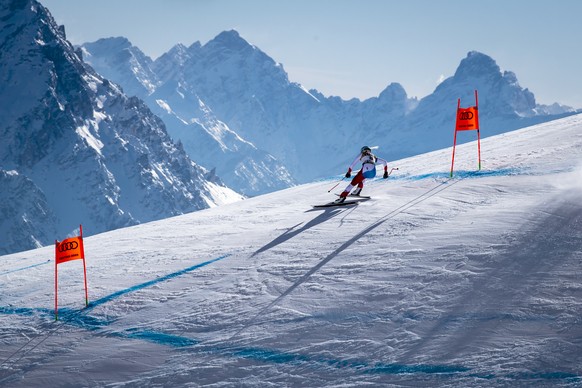 Michelle Gisin of Switzerland in action during the women&#039;s Downhill race at the 2021 FIS Alpine Skiing World Championships in Cortina d&#039;Ampezzo, Italy, Saturday, February 13, 2021. (KEYSTONE ...