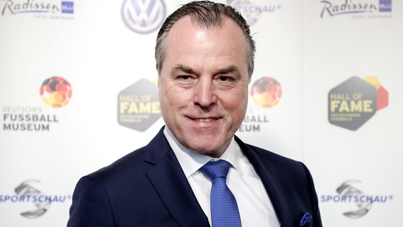epa07478758 Schalke&#039;s chairman of the board Clemens Toennies arrives for the opening gala of the &#039;Hall Of Fame&#039; of German football in Dortmund, Germany, 01 April 2019. The Hall Of Fame  ...