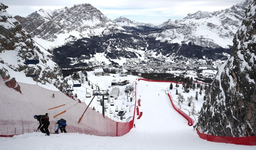 epa08971129 A handout photo made available by the organising committee of the 2021 FIS Alpine World Ski Championships shows preparation works for the Alpine Skiing Championships in Cortina d&#039;Ampe ...