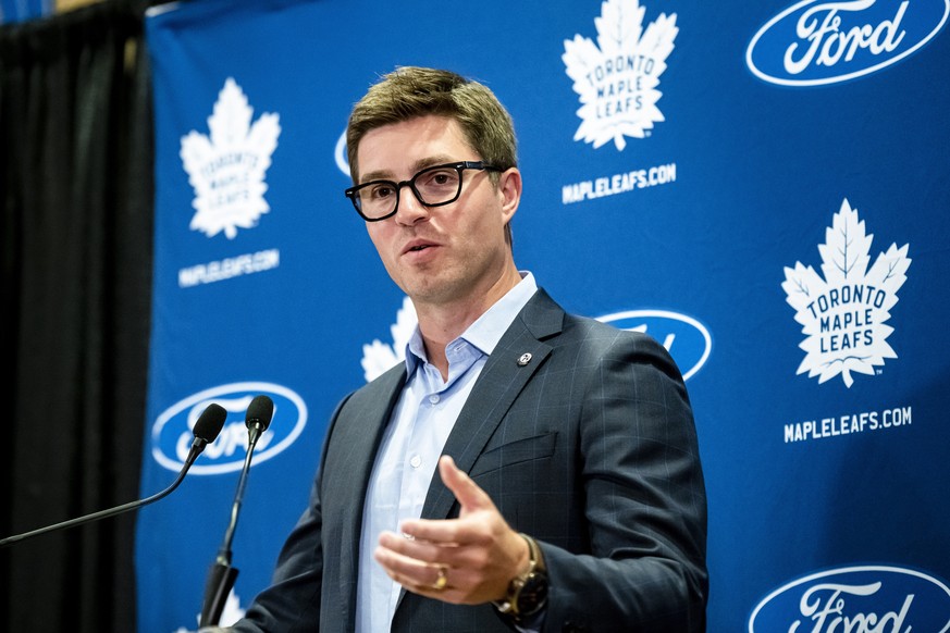 Toronto Maple Leafs general manager Kyle Dubas speaks to the media during an NHL hockey press conference in Toronto, Thursday, Sept. 12, 2019. (Christopher Katsarov/The Canadian Press via AP)