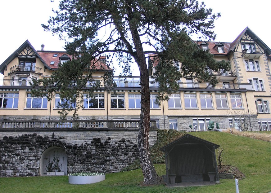 Das&nbsp;Hauptgebäude des ehemaligen&nbsp;Sanatoriums «Lebendige Kraft».&nbsp;