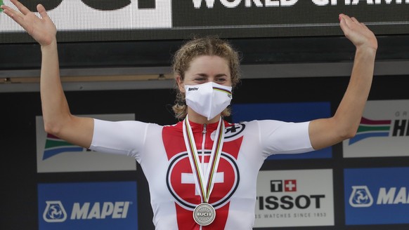 Switzerland&#039;s Marlen Reusser celebrates after winning the silver medal in the women&#039;s Individual Time Trial event, at the road cycling World Championships, in Imola, Italy, Thursday, Sept. 2 ...