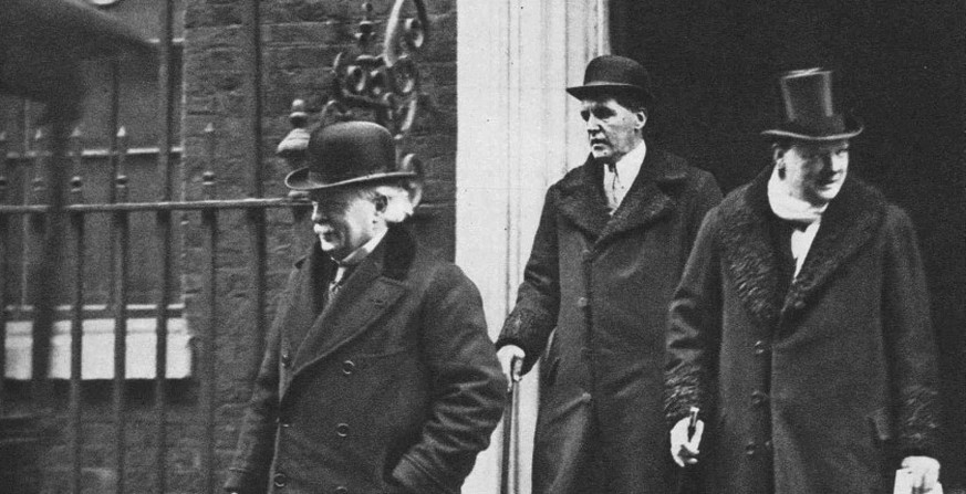 Die Verhandlungspartner der Iren: Lloyd George, Lord Birkenhead und Churchill, 1921.