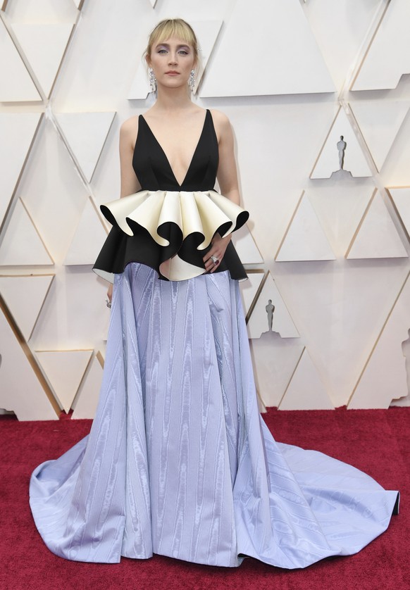 Saoirse Ronan arrives at the Oscars on Sunday, Feb. 9, 2020, at the Dolby Theatre in Los Angeles. (Photo by Richard Shotwell/Invision/AP)
Saoirse Ronan