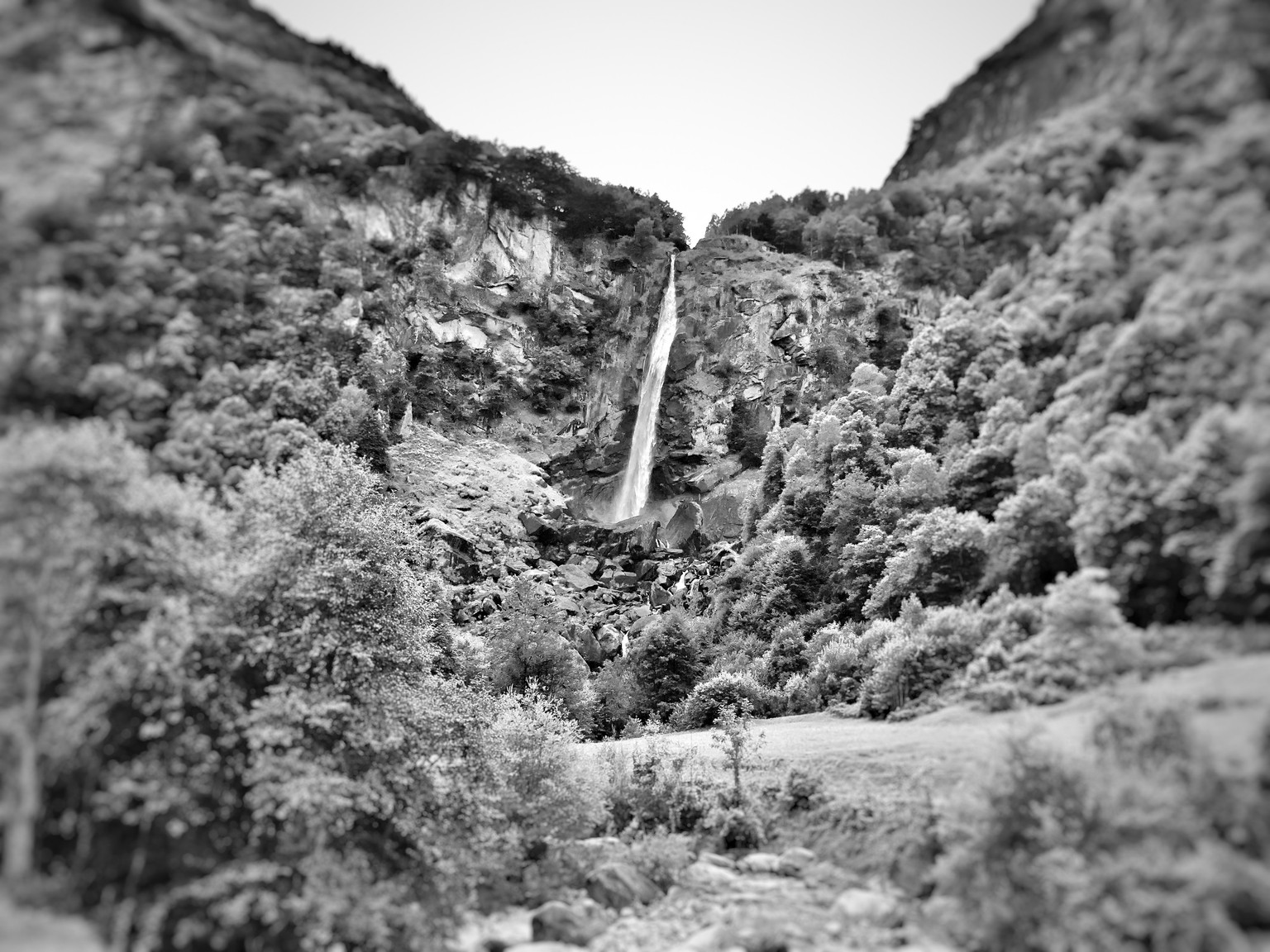 Der 110 Meter lange Wasserfall im Bavonatal ist heute genauso imposant wie in den 30er-Jahren.
