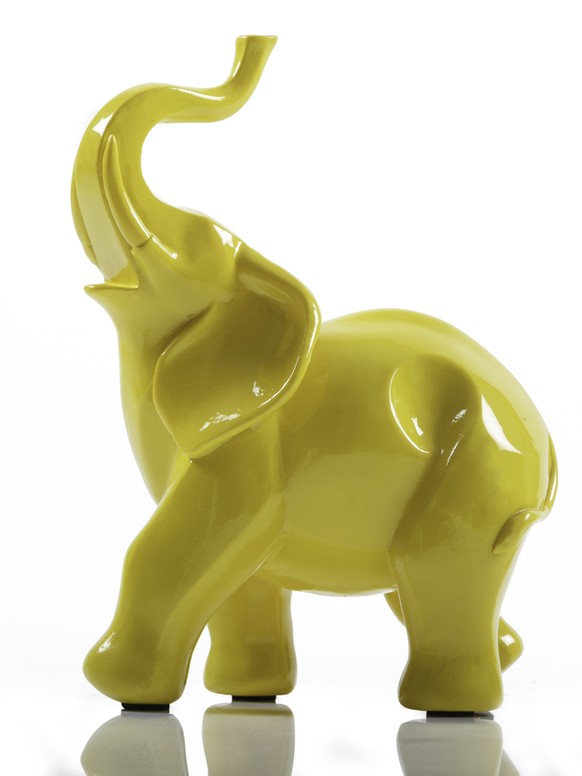 Porzellan Elephant
https://www.shutterstock.com/de/download/confirm/507662653?src=XO898WdRZu5Y3iQsW-i-cw-1-0&amp;size=medium_jpg