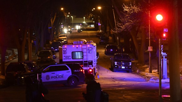 epa08251246 Police are seen near the Milller Coors campus in Milwaukee, Wisconsin, USA, 26 February 2020. According to media reports, an employee who had been fired from the Molson Coors Brewing Compa ...